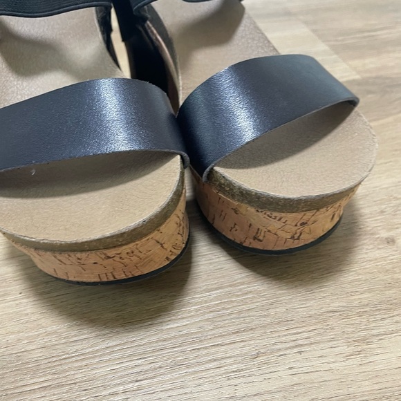 Corkey cork heel Sandals with black straps size 6 - Picture 10 of 11